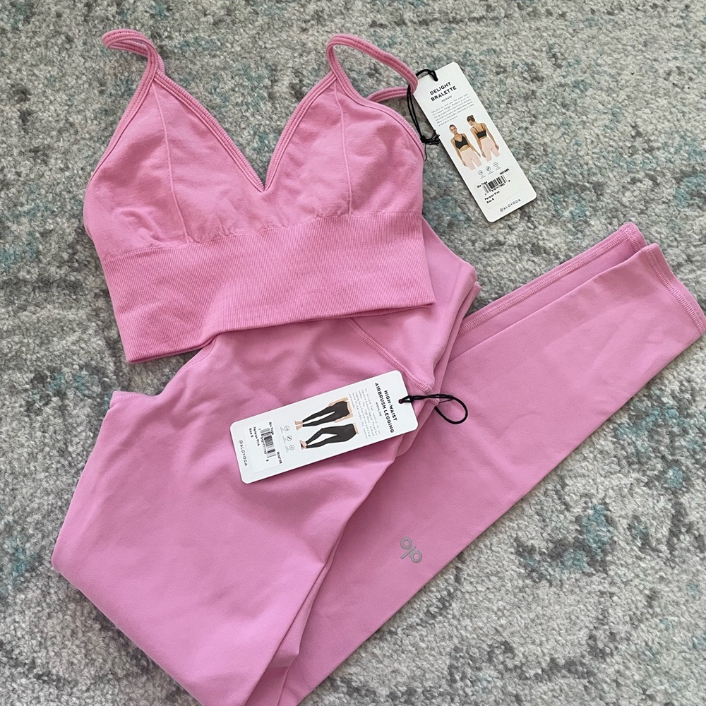 ALO Yoga Pink Sports Bra and Leggings Set